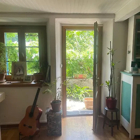 Проживание в семье Maison Partagee *